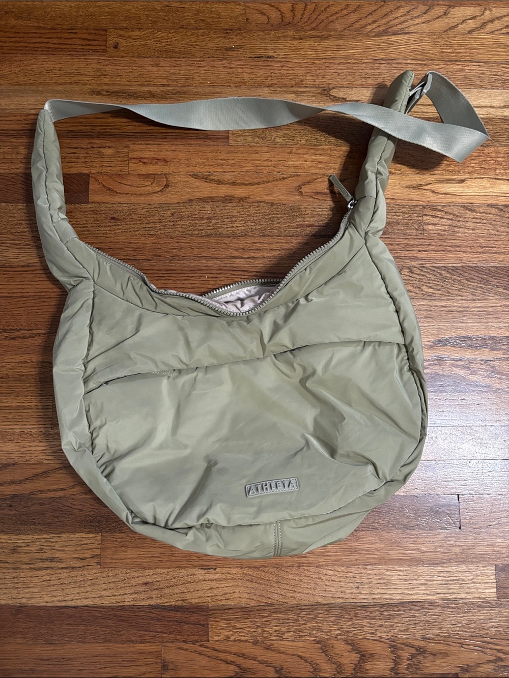 Athleta women’s green cross-body purse